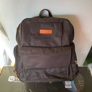 Juju Be “Be Nurtured” Pump/Diaper Bag